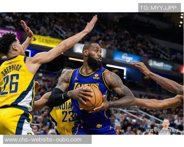 步行者与湖人激战正酣球迷期待精彩对决与绝妙表现